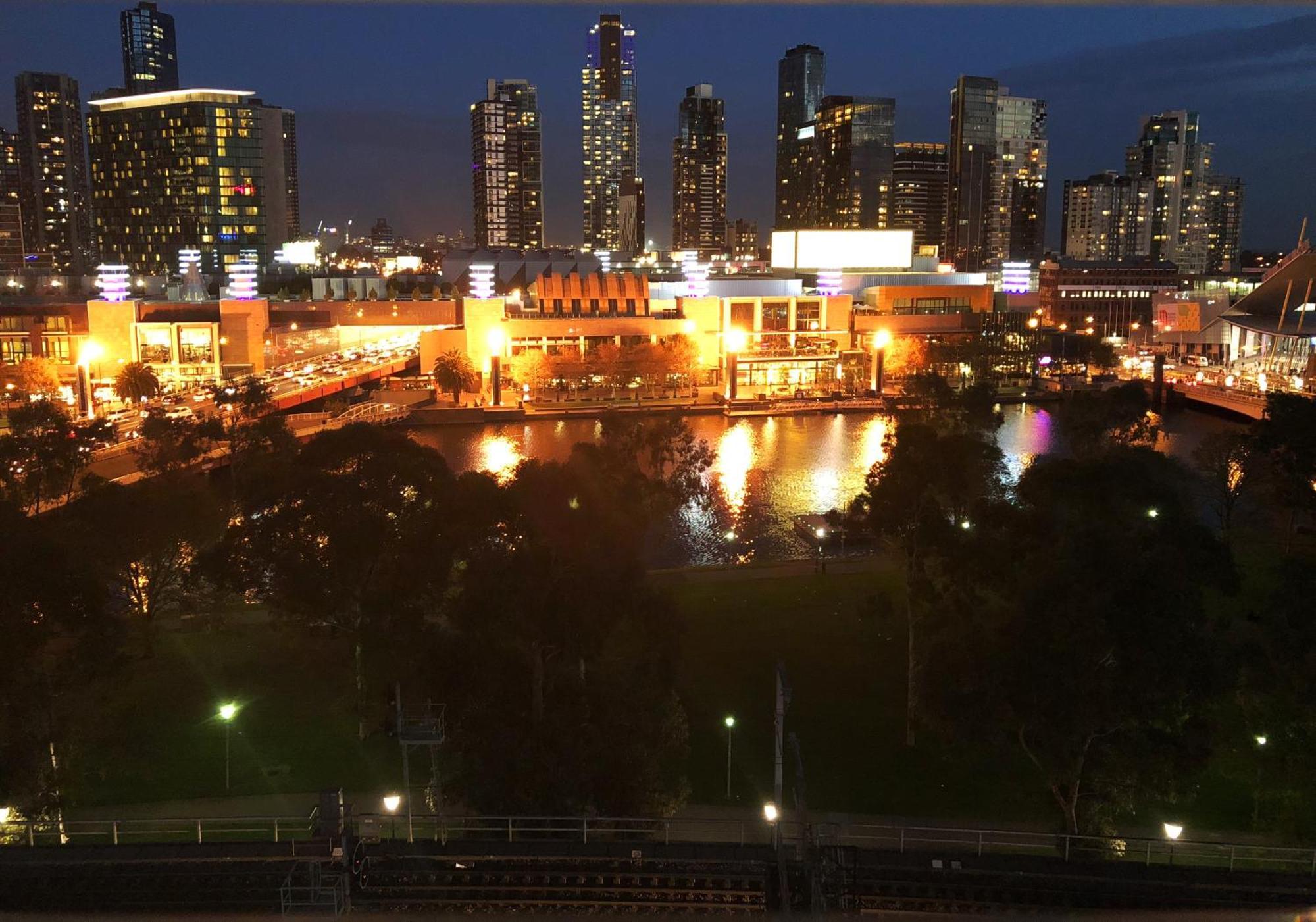 Melbourne River Views Buitenkant foto